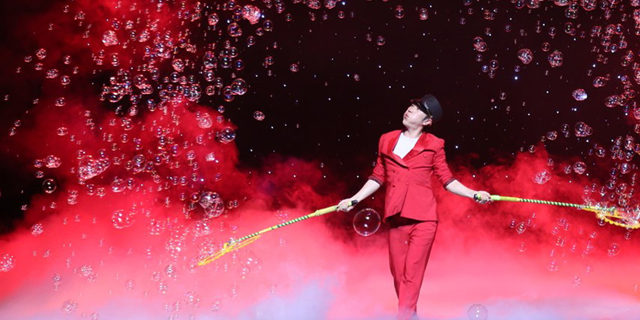 매직버블벌룬쇼(50분) 공연 배경 이미지